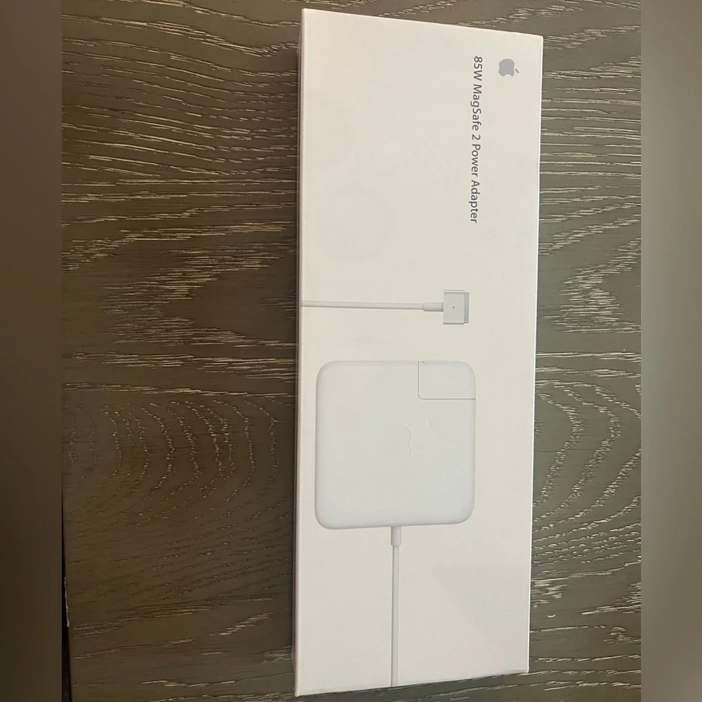 85w MagSafe 2 power Adapter used like new no box